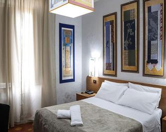 Roma Room Hotel - Roma - Camera da letto