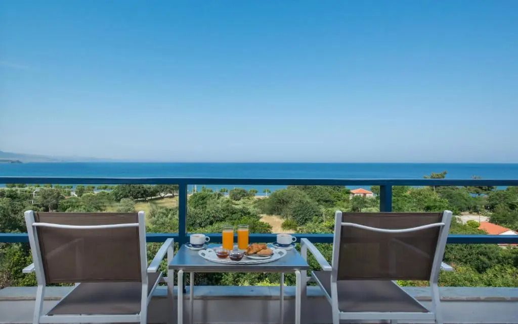 Delfinia Hotel & Bungalows