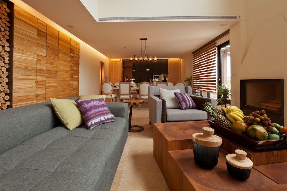 Sunnylands B&b - Yilan City - Living room