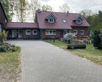 Ferienhof Thele Wohnung Eg - Werlte - Edificio