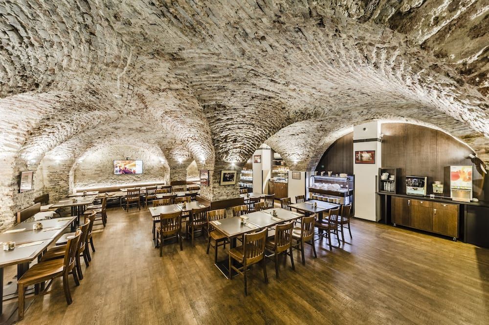Archibald At The Charles Bridge - Prag - Restaurant