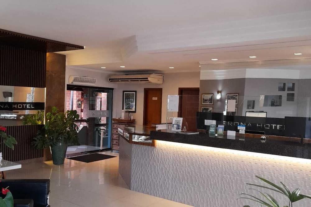 Limeira Verona Hotel - Limeira - Front desk