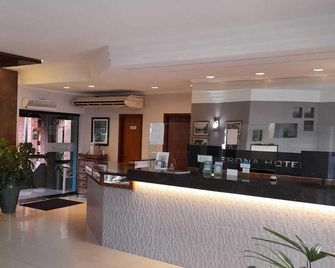 Limeira Verona Hotel - Limeira - Front desk