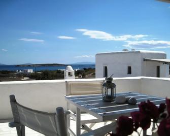 Aeraki Villas - Santa Maria - Balkon