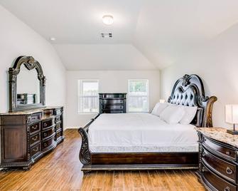 Foxwood Mist - Humble - Bedroom