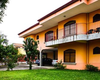 Condo Casa Inn # 4, Near The Main Universities Costa Rica. - San Pedro - Building