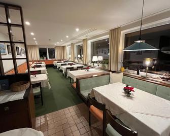 Zimmer 04 / 2bett mit Balkon - Pension Alpina - Obsteig - Restaurant