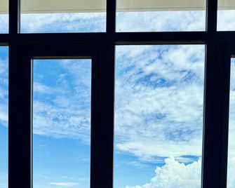 Ganh Da Dia Retreat Hotel - Tuy An