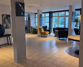 Hôtel-Résidence Les Aiguades - Port-de-Bouc - Lobby