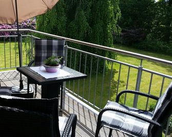 Holiday In Friesland Fewo Elsa Near The North Sea - Varel - Balcon