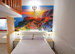 Guru House B&B Apartments - Milazzo - Bedroom
