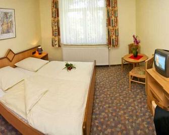 Konigszinnenberg Hotel - Hehlen - Slaapkamer