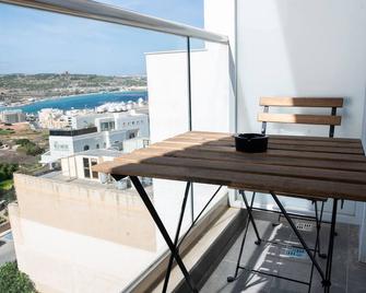 Gest - Mellieha - Balcony