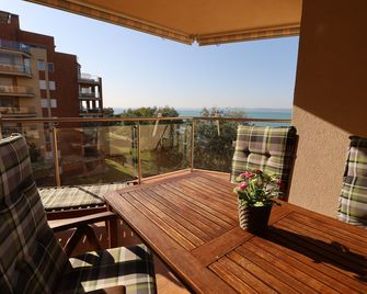 Galerius Golden Beach Apartment - Siófok - Balkon