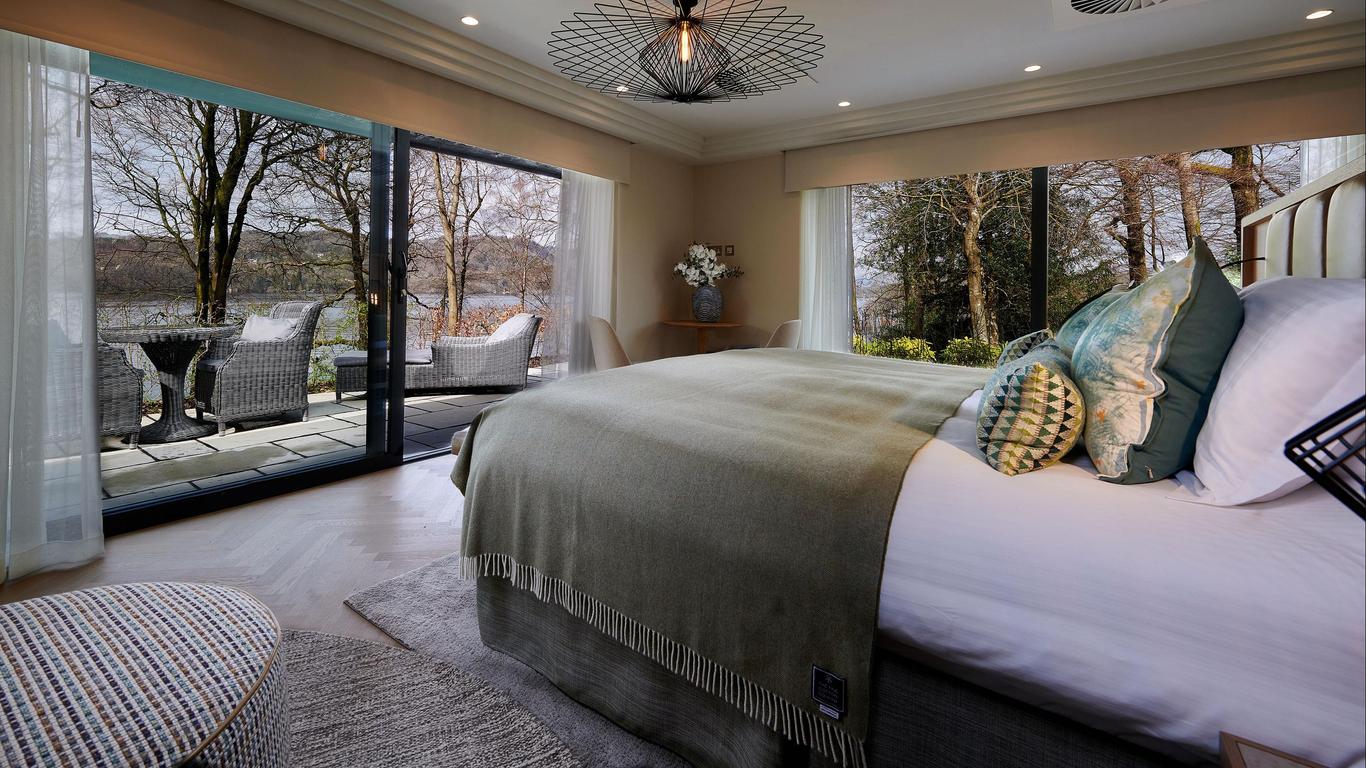 Storrs Hall Hotel