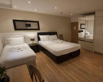Nox West End Lane I - London - Bedroom