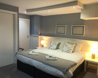 The Windsor Trooper Pub & Inn - ווינדזור - חדר שינה