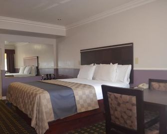 Galaxy Inn - Los Angeles - Schlafzimmer