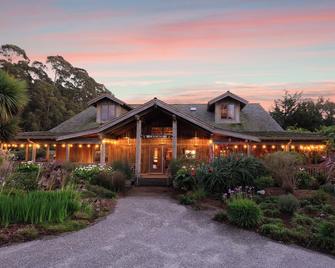 Costanoa Lodge and Camp - Pescadero - Building
