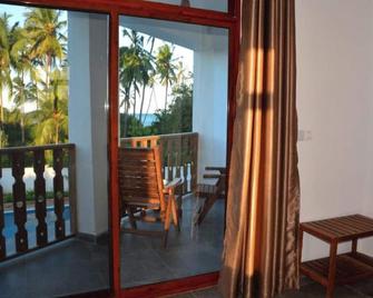 Three-Bedroom Villa - Matemwe - Balcon