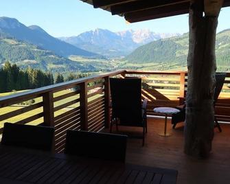Geelink's Berghütte - Itter - Balkon