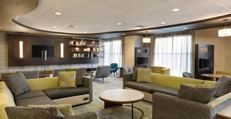 Courtyard by Marriott Fort Smith Downtown - Fort Smith - Sala d'estar