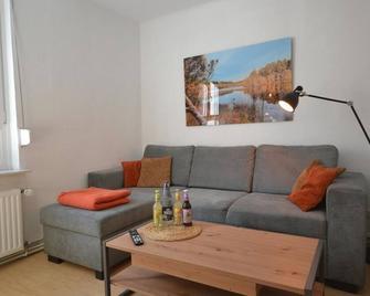 Ferienwohnung Reichelt - Appartement/fewo, Toilette und Bad/dusche Getrennt - Mölln - Wohnzimmer