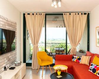 Sea View Suite - Caesarea - Living room