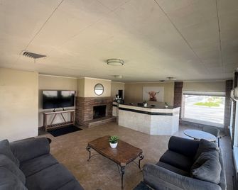 Mac's Motel - Heber City - Wohnzimmer