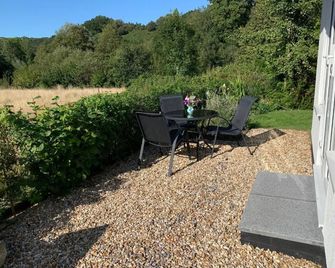 Wingmore - סולסברי - פטיו