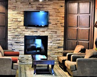 Sigma Inn & Suites Hudson's Hope - Hudson's Hope - Sala de estar