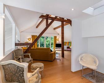 Architektenhaus Baden mit Studio - Bühl - Wohnzimmer