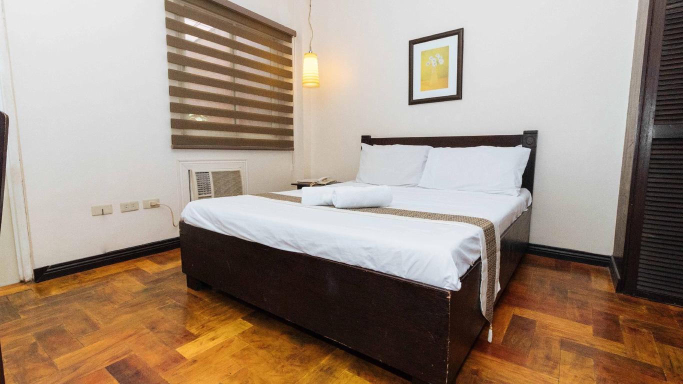 Tagaytay Econo Hotel