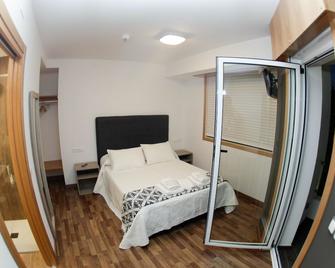 Pension Esquina - Melide - Slaapkamer