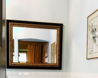 Casa Dellatorre - Alba - Baño