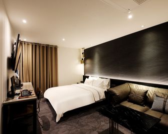 Marie Hotel Gyeongjang Branch - Gunsan - Slaapkamer