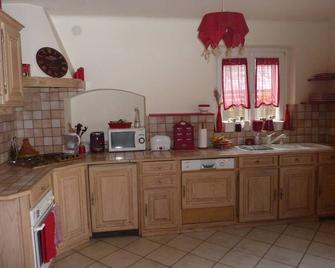 House in village near Paris - Villennes-sur-Seine - Cocina