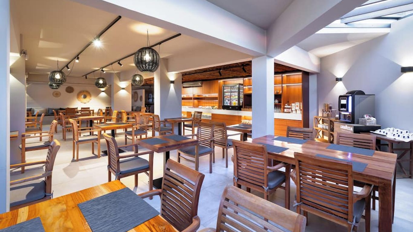 Playa Surf Cbbc Hotel