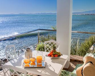 185 On Beach Boutique Suites - Gordon's Bay - Parveke