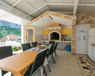 Studio flat Gradac, Makarska (AS-5198-d) - Gradac - Dining room