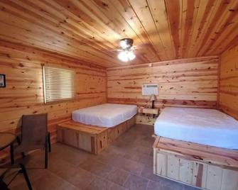 Cute Camping Cabin in Custer - Custer - Habitación