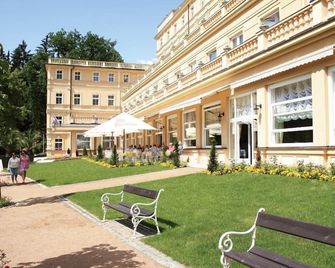 فندق بارك ريتشموند - كارلوفي فاري - ردهة