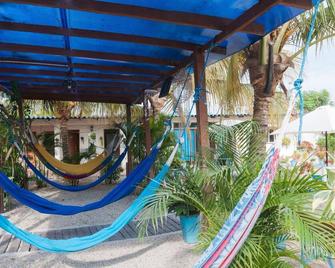 Casa Vacacional Las Mirandas - Playas - Patio