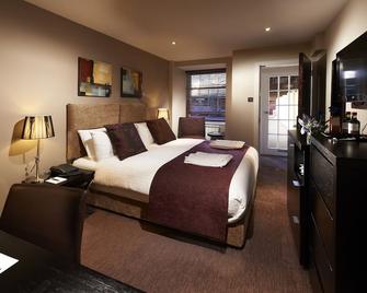 ديوك أوف نورماندي هوتل - سان بيتر بورت - غرفة نوم