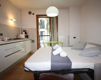 Cola Montano Apartment - Milano - Camera da letto
