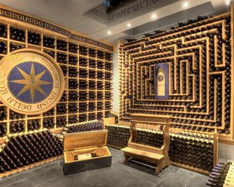 Hotel La Perla: The Leading Hotels of the World - Corvara in Badia - טרקלין