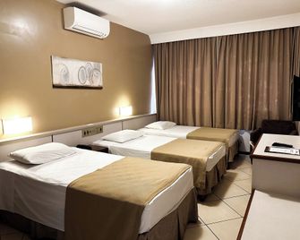 San Rafael Comfort Class Hotel - Foz de Iguazu - Habitación