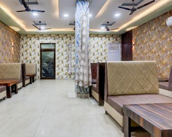 Hotel O Dhindsa Haveli - Patiala - Recepce
