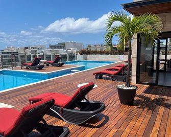 Grand Fifty Suites - פלאיה דל כרמן - בריכה