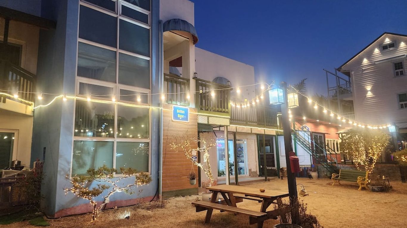 Gyeongju Bellus Rose Pension